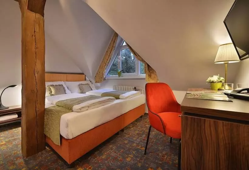 호텔 Maximilian Lifestyle Resort