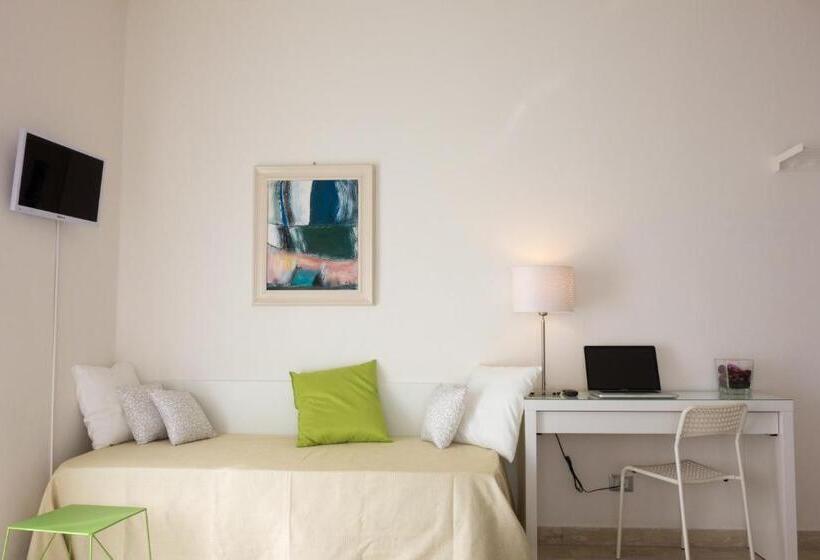 בית מלון כפרי Minturnae