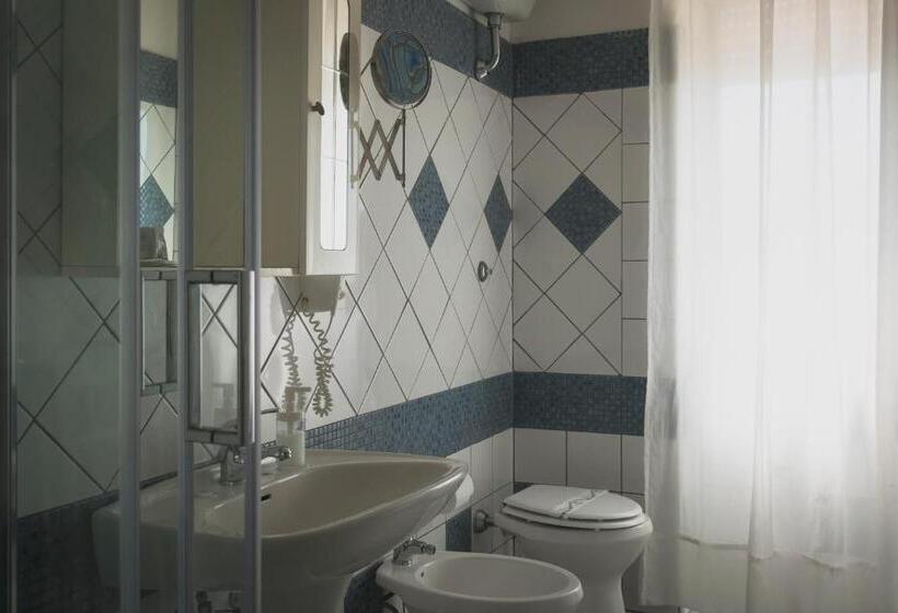 בית מלון כפרי Minturnae