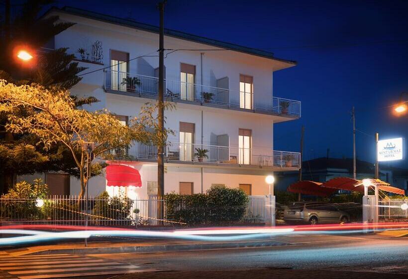 בית מלון כפרי Minturnae