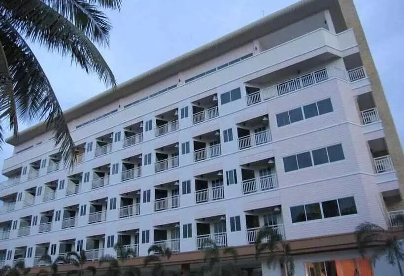 Отель Nanachart Bangsaen