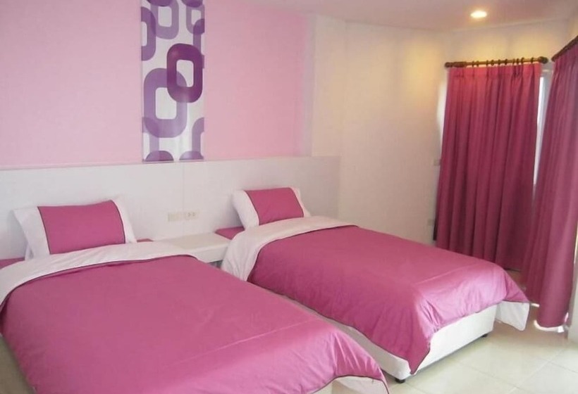 Отель Nanachart Bangsaen