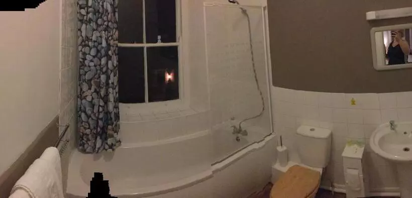 Отель The Dyvels Inn