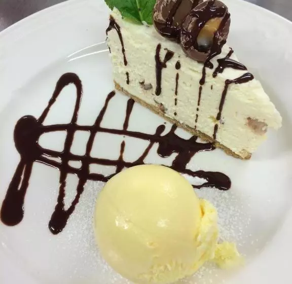 Отель The Panmure Arms