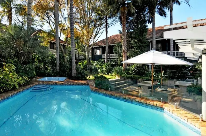 モーテル Emerald Inn