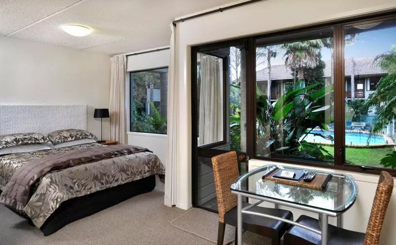 モーテル Emerald Inn