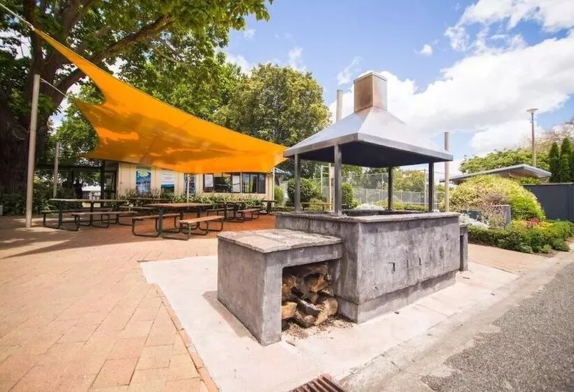 Мотель Hastings Top 10 Holiday Park