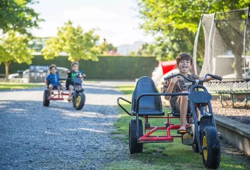 Мотель Hastings Top 10 Holiday Park