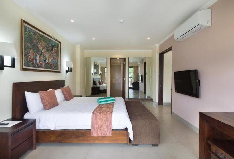 Peninsula Bay Resort