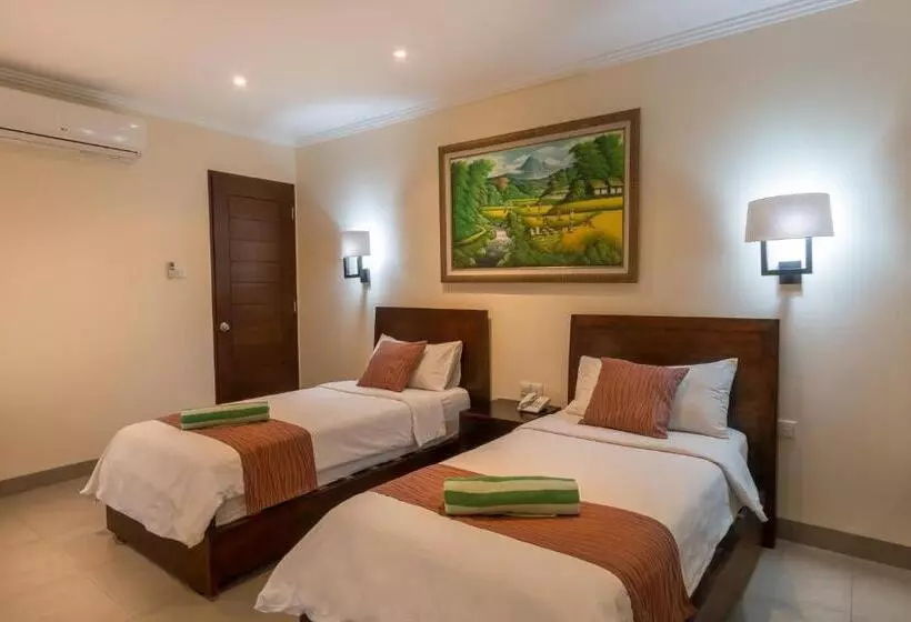 Peninsula Bay Resort