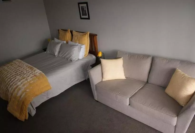 ペンション 73 Milton Accommodation