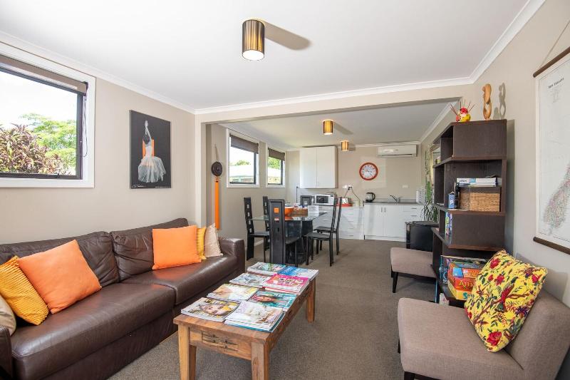 פנסיון 73 Milton Accommodation