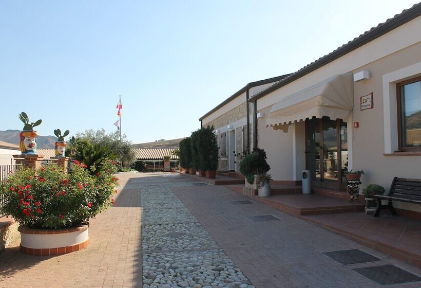 بنسيون Casale Margherita