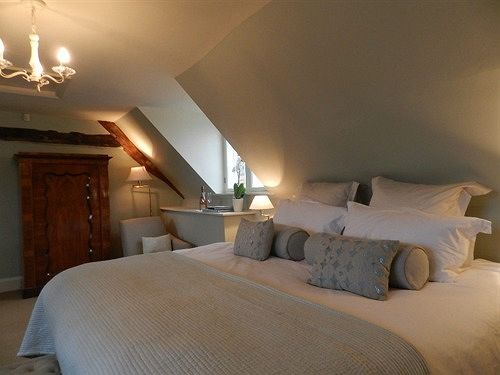 膳宿费 The Glove House