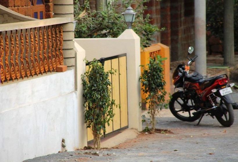 بنسيون Vagator House