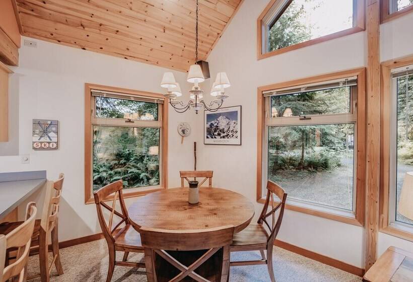 75sl   Wifi   Bbq   Pets Ok   Sleeps 6 2 Bedroom Home By Redawning