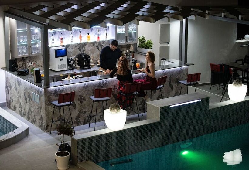 Aeonian Luxury Suites Asprovalta, Adults Only & Kids 12 Plus