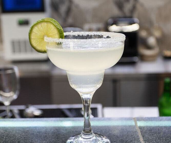 Aeonian Luxury Suites Asprovalta, Adults Only & Kids 12 Plus