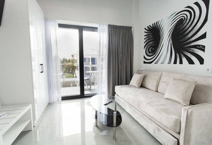 Aeonian Luxury Suites Asprovalta, Adults Only & Kids 12 Plus