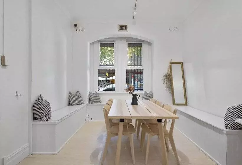 هاستل Azzuro Pod Hotel   Potts Point