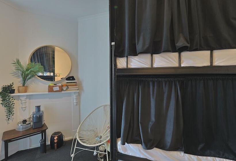 הוסטל Azzuro Pod Hotel Potts Point