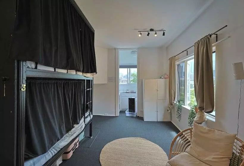 هاستل Azzuro Pod Hotel   Potts Point