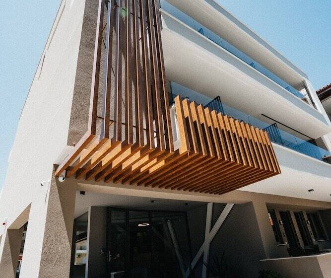 Funtuki Seaside Apartments