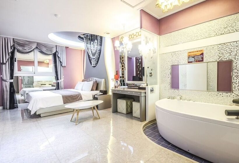 Motel View Hotels In Jungheung Dong Gwangju