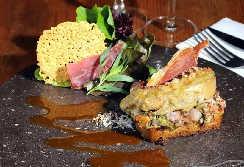 簡易ホテル Auberge De La Moreno