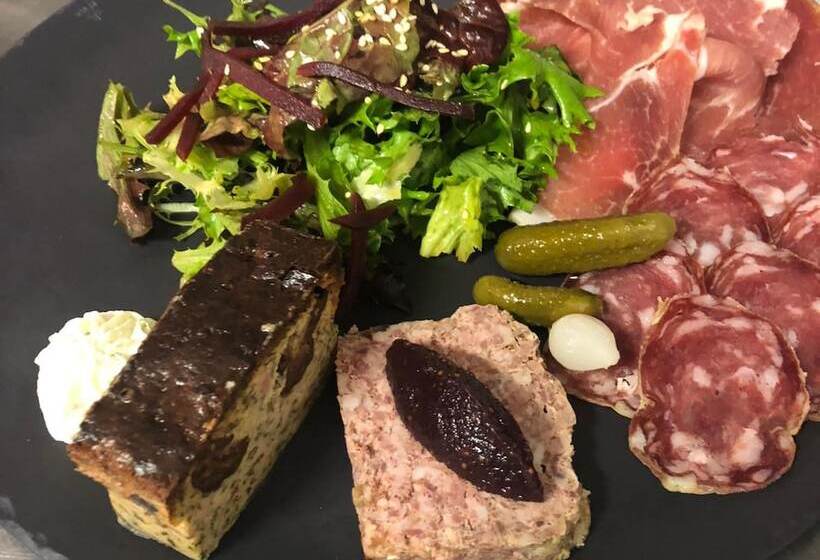 여관 Auberge De La Moreno