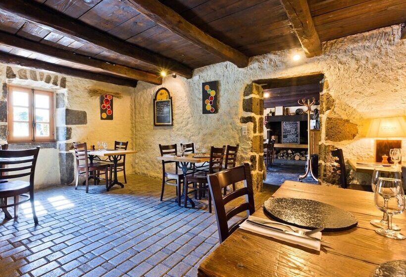 여관 Auberge De La Moreno