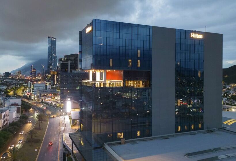 فندق Hilton Monterrey Valle
