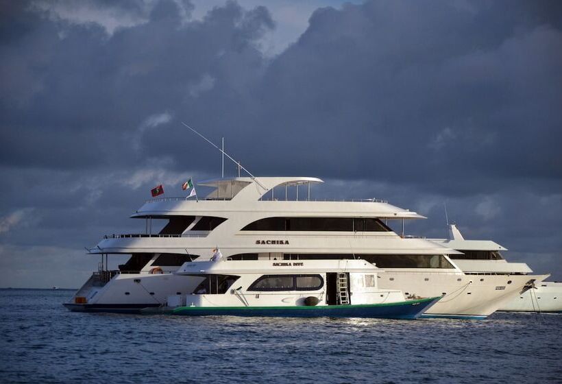 هتل Ocean Villa With Pool & Spa