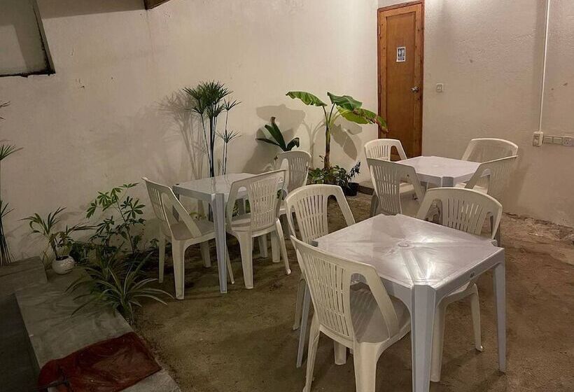 هتل Ocean Villa With Pool & Spa