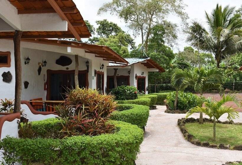 فندق Piedras Blancas Lodge