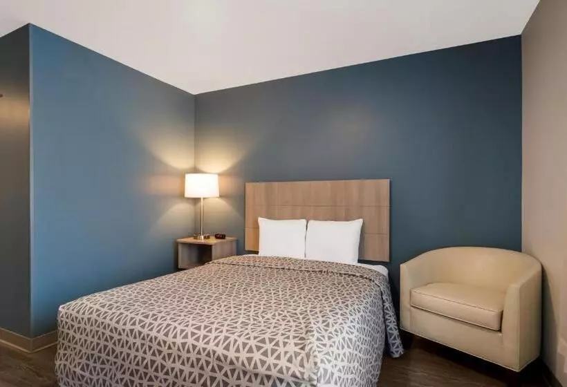 Hotelli Woodspring Suites Grand Rapids Kentwood
