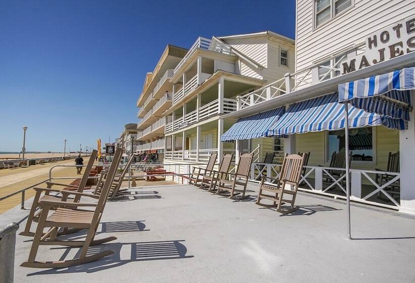 Majestic Hotel & Apartments