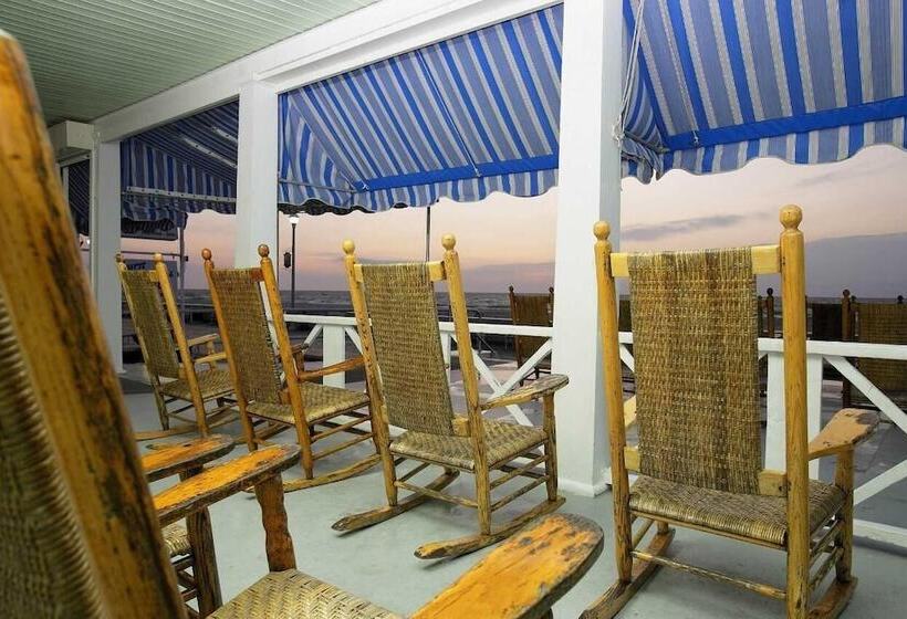 Majestic Hotel & Apartments