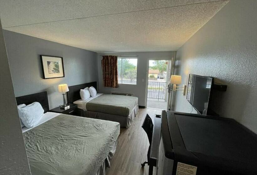 Мотель Rodeway Inn