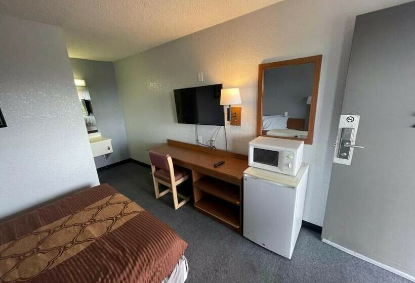 Мотель Rodeway Inn