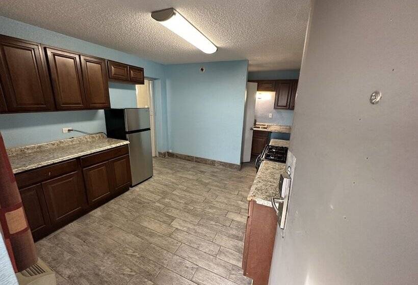 Мотель Rodeway Inn