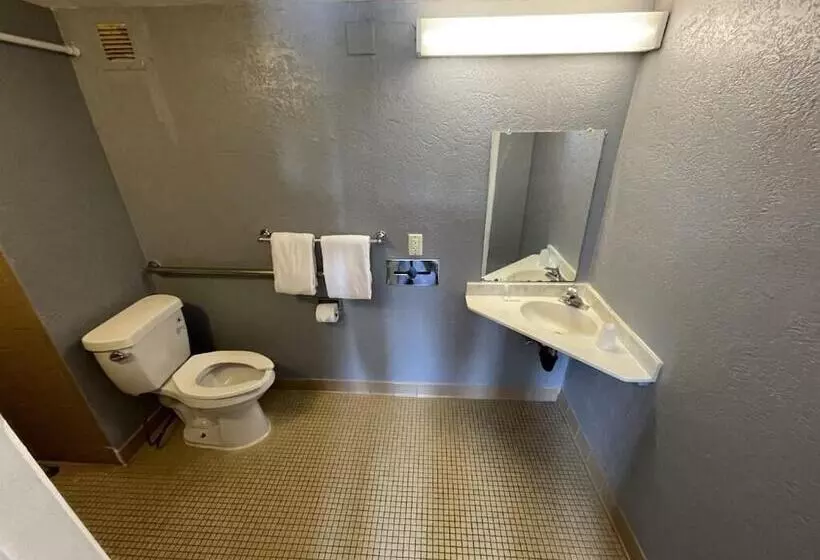 مُتل Rodeway Inn