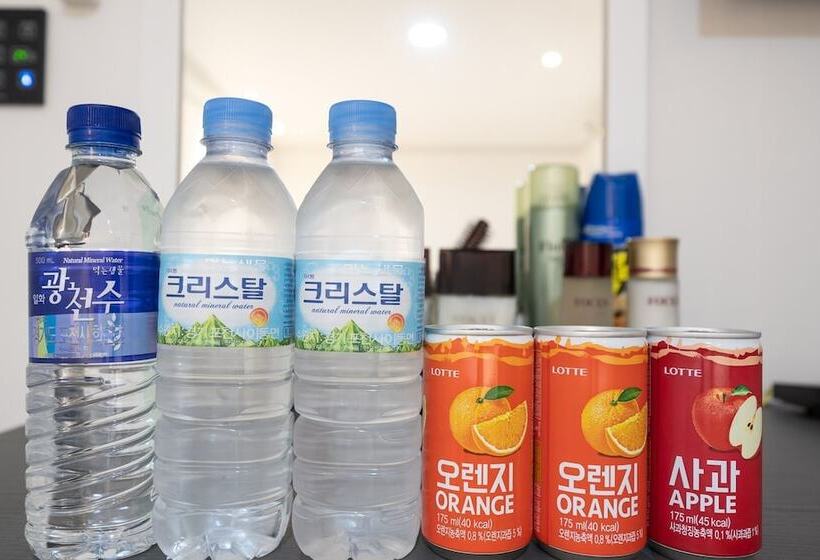 汽车旅馆  Sinchon Rich