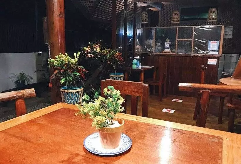 Hotelli Peakview Resort And Restaurant Palawan