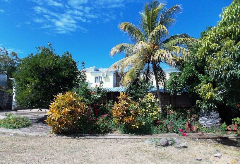 Pension Chez Perle Guest House