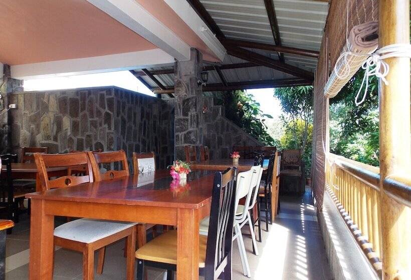 Pension Chez Perle Guest House