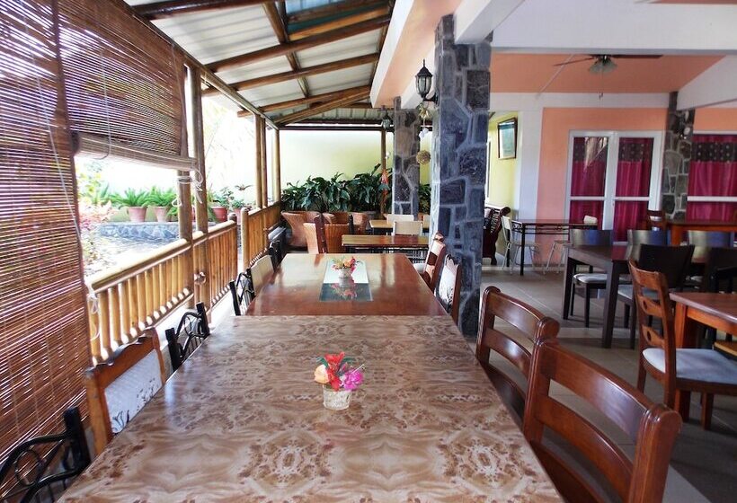 Pension Chez Perle Guest House