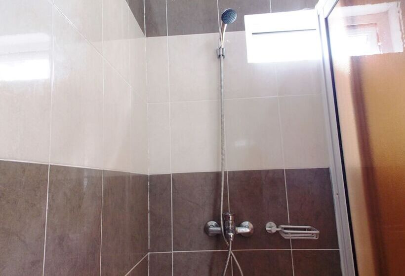 Pension Chez Perle Guest House