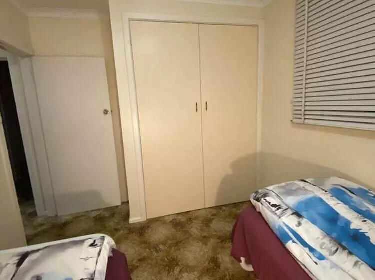 Majatalo Doncaster Westfield Airbnb Shared House