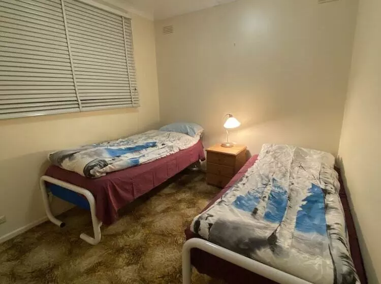 Majatalo Doncaster Westfield Airbnb Shared House